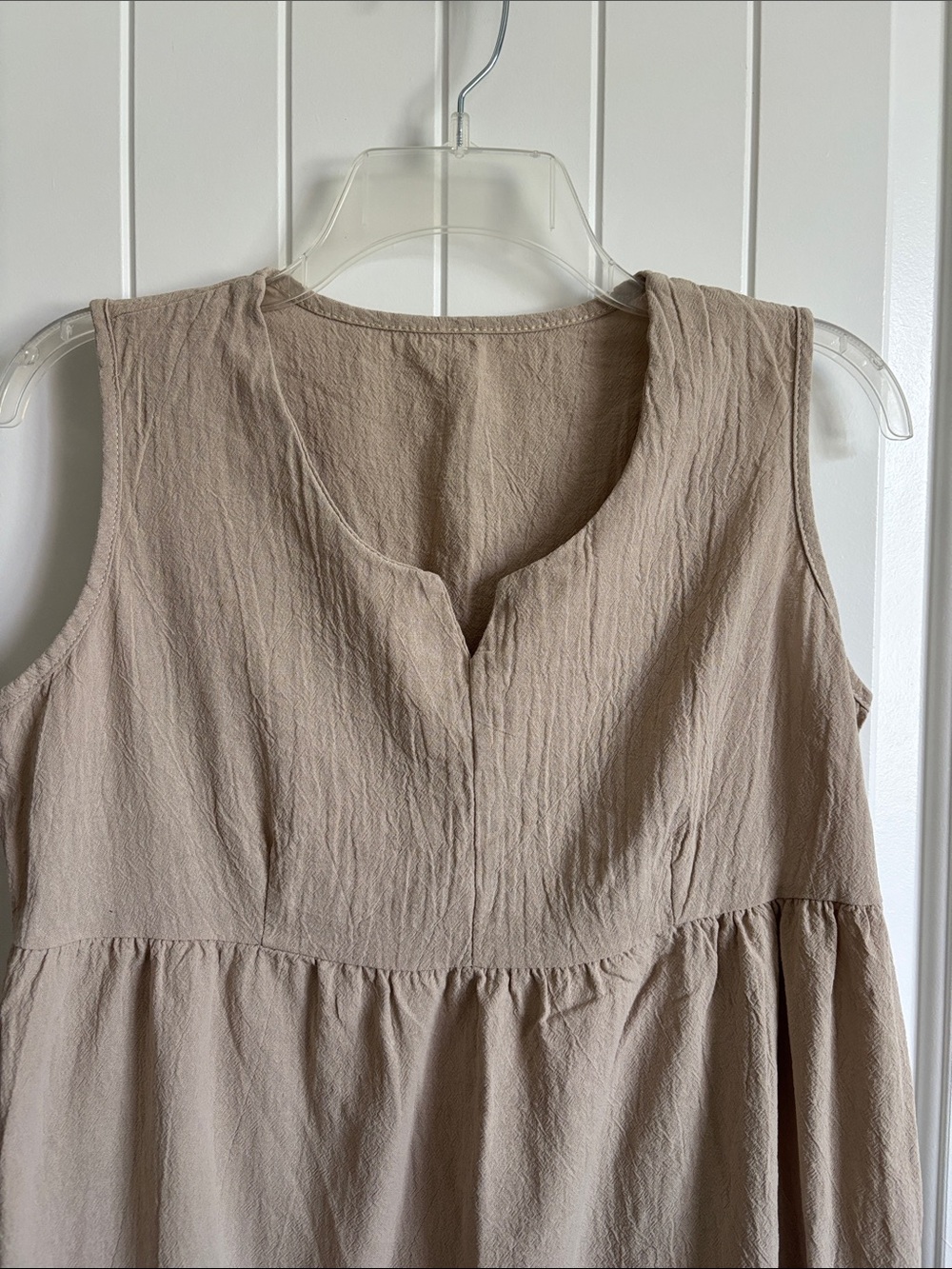 Sleeveless Beige Maxi Dress with Notch Neck - Picture 2 of 3